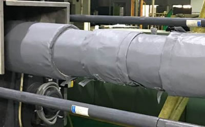 注塑機(jī)<a href=http://m.jiesaco2.com/e/tags/?tagname=%E4%BF%9D%E6%B8%A9%E8%A1%A3 target=_blank class=infotextkey>保溫衣</a>的好處